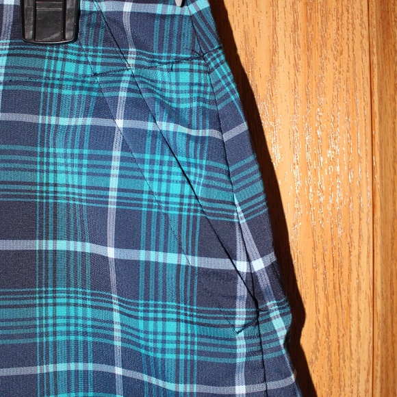 Nike, Golf Athlete Skort Dry fit Plaid Blue skirt - Picture 3 of 9